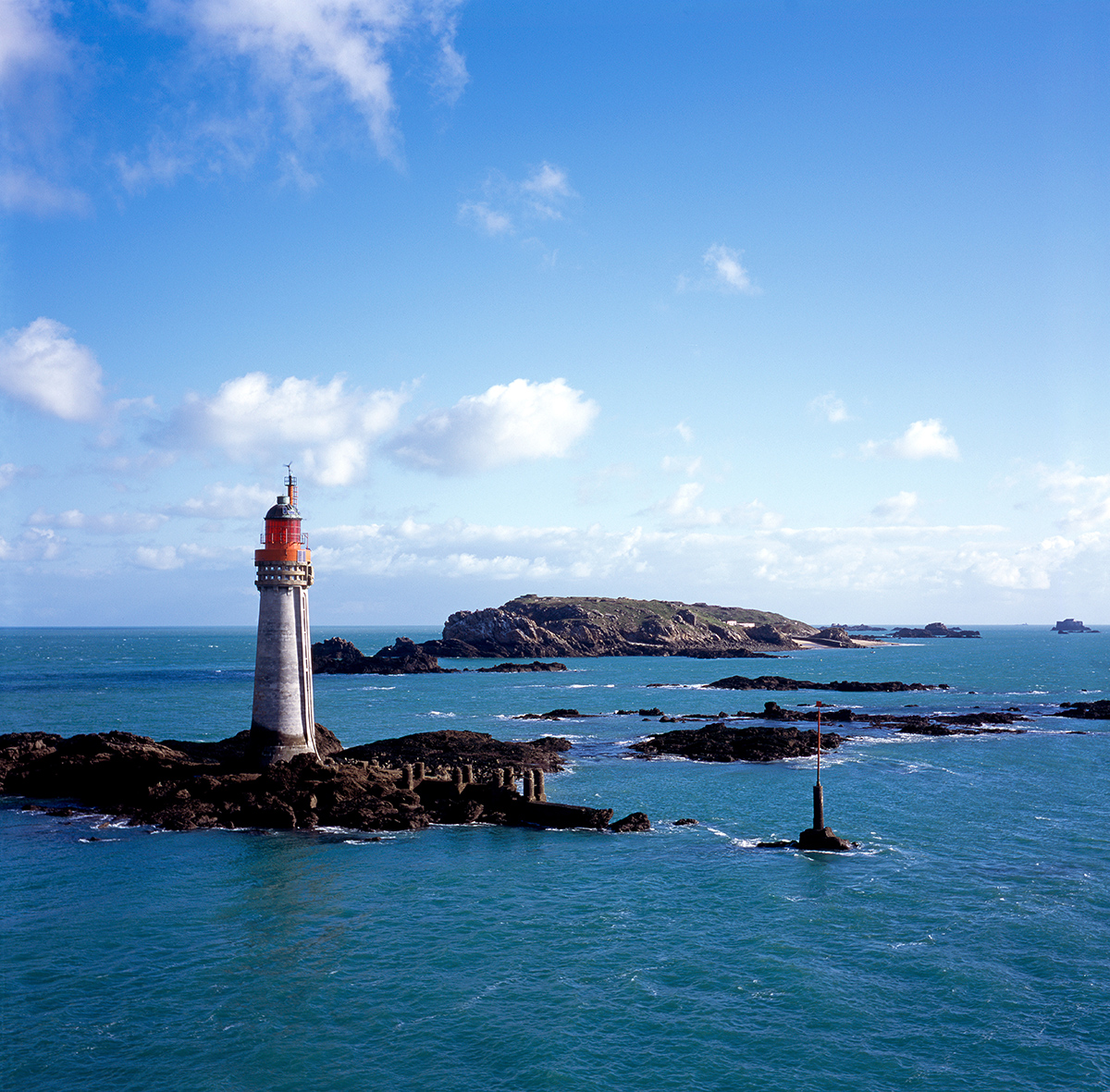 isolette-provia100f-408-w2-1200.jpg